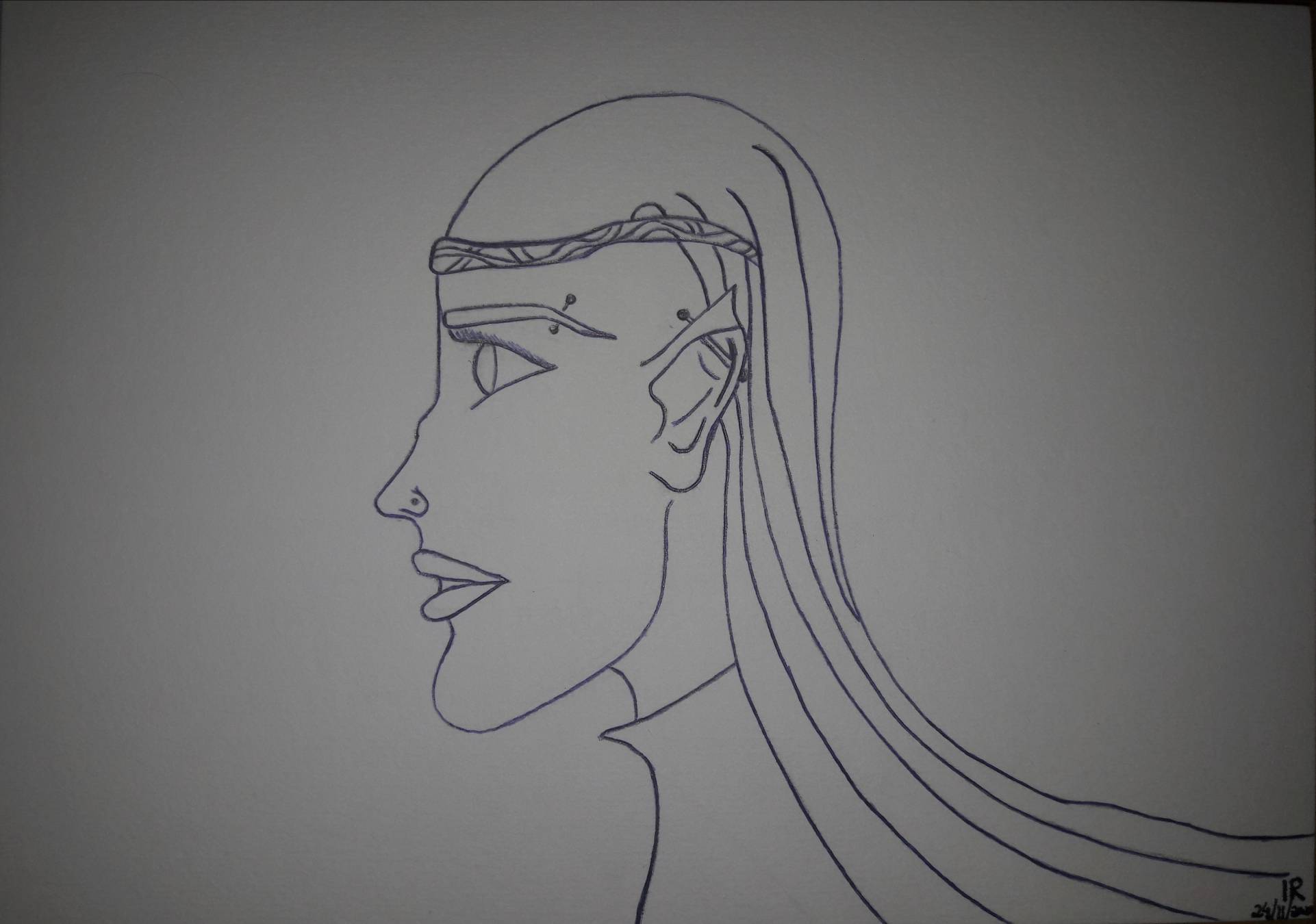 Face portrait drawing by Inês Reis (@inesreisx)